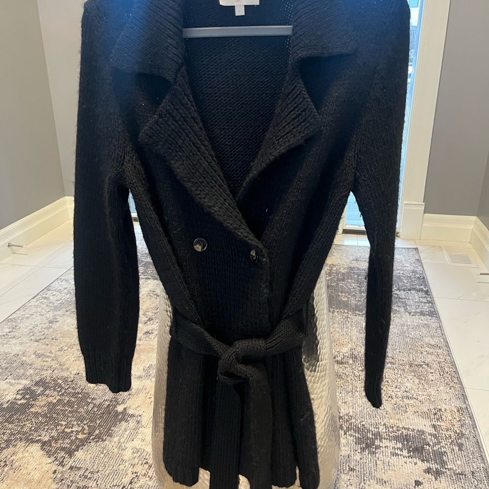 Tory Burch double breasted knit sweater size large with tie belt classic style
